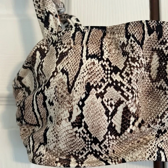 Brand new bikini, swim top - Picture 2 of 6